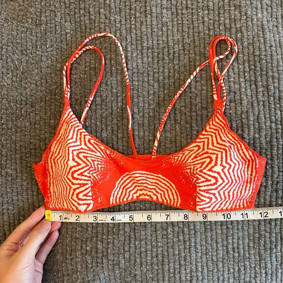 RipCurl Scoop Neck Bikini Top - Picture 6 of 8